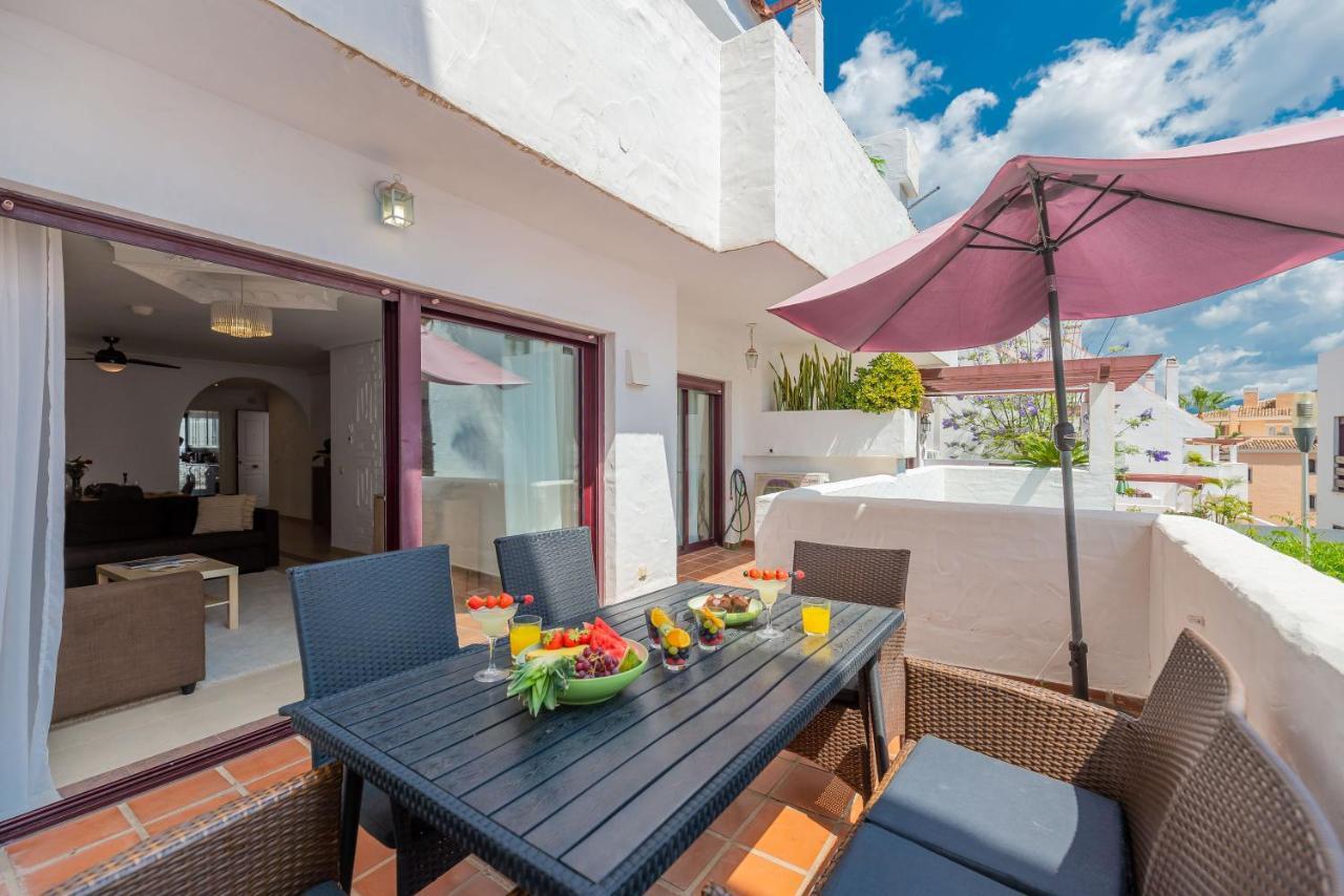 Tranquil 2 Bdrm Peaceful W/ 2 Pools Apartment Marbella