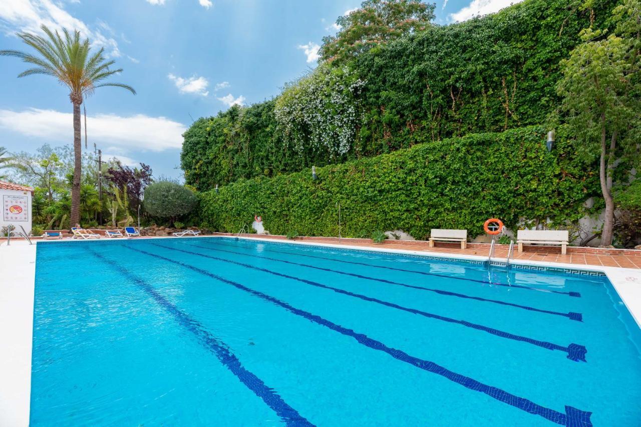 Tranquil 2 Bdrm Peaceful W/ 2 Pools Marbella