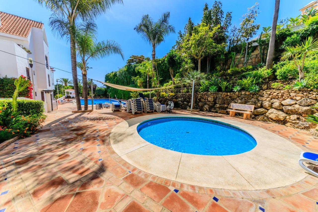 Tranquil 2 Bdrm Peaceful W/ 2 Pools Apartment Marbella