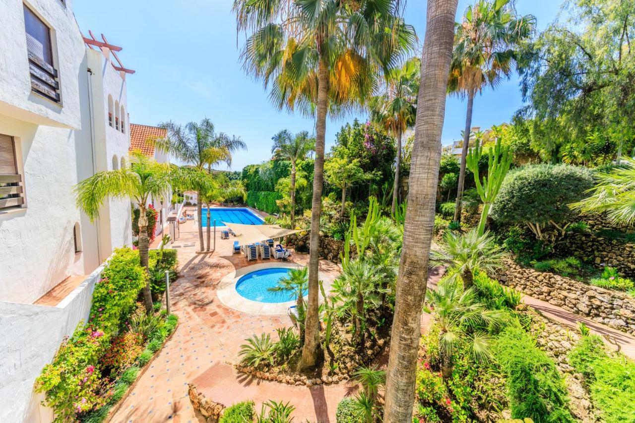 Apartment Tranquil 2 Bdrm Peaceful W/ 2 Pools *