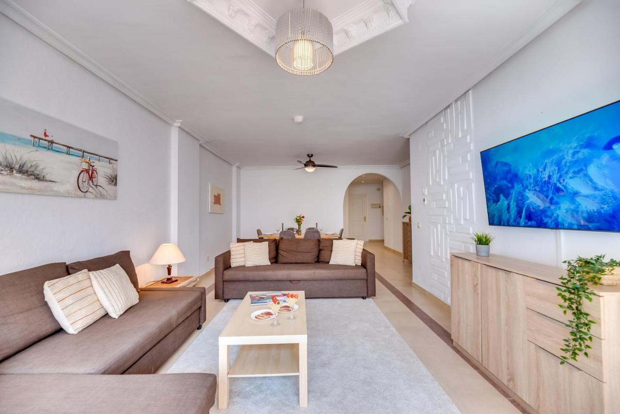 Apartemen Tranquil 2 Bdrm Peaceful W/ 2 Pools *